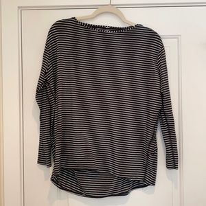 Lululemon long sleeve tee